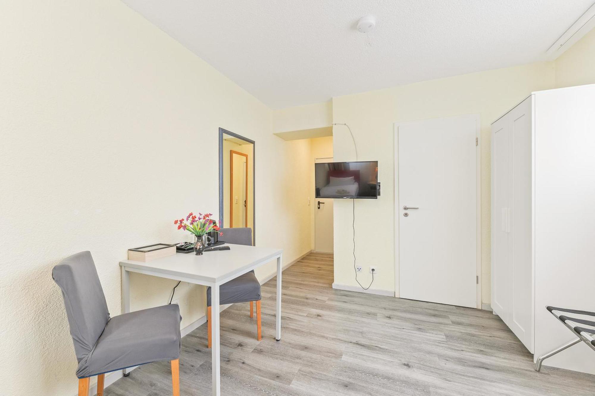 Businesshotel Lemon Suites Self Check-In Messe Airport Mit Kueche - Monteure Willkommen Neuhausen auf den Fildern Pokój zdjęcie